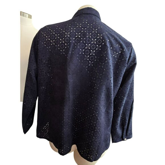 Navy Blue Eyelet Button-Up Collared Shirt Avenue Sueded Soft Size 26/28 JJ4043 - Picture 6 of 9